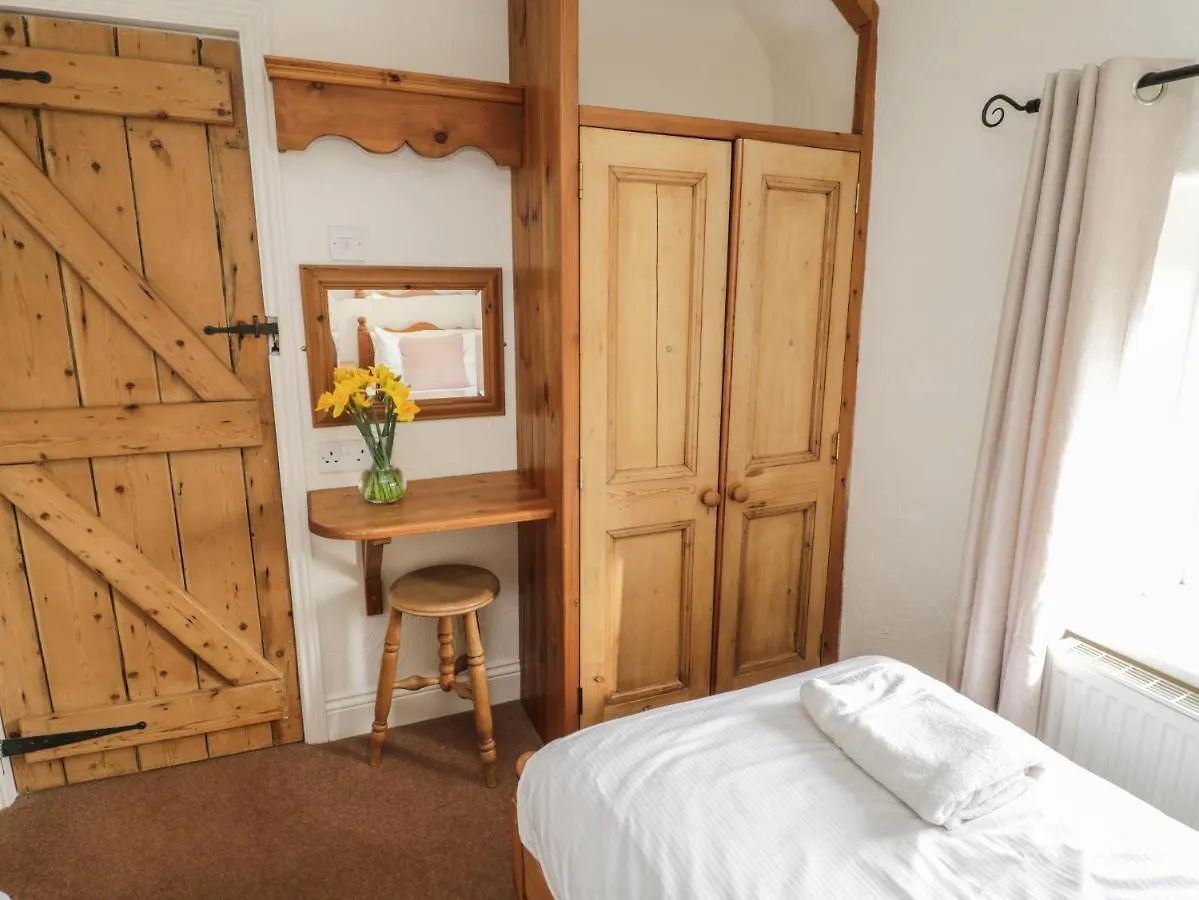 Cowper Cottage 2-Bed York 0*,  United Kingdom